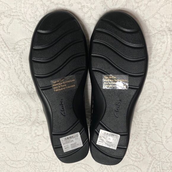 NEW!! Size 8M CLARKS Dark Brown Pebble Leather Wedge Loafers, Zip Close - Picture 4 of 7